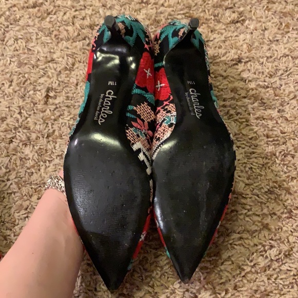 Charles by Charles David Addie multi floral 11 - Picture 2 of 8